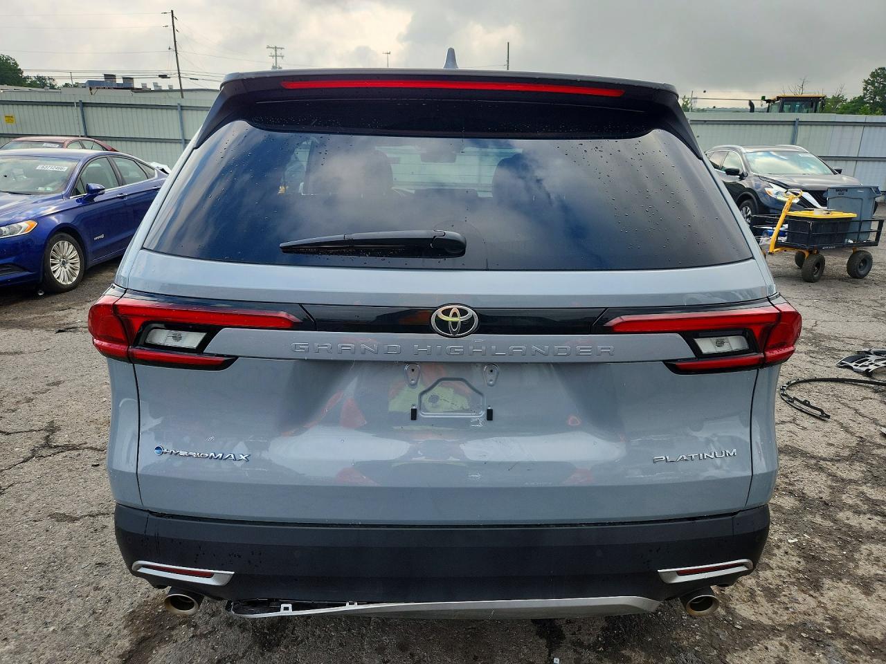 2026 Toyota Grand Highlander Hybrid Max Platinum - zdjęcie 6