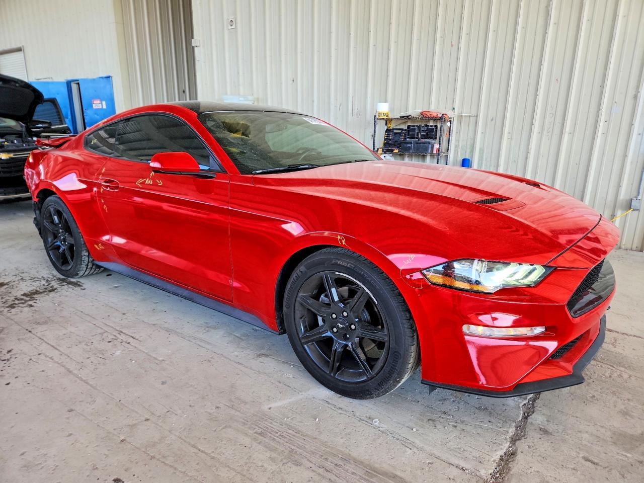 2019 Ford Mustang - zdjęcie 4