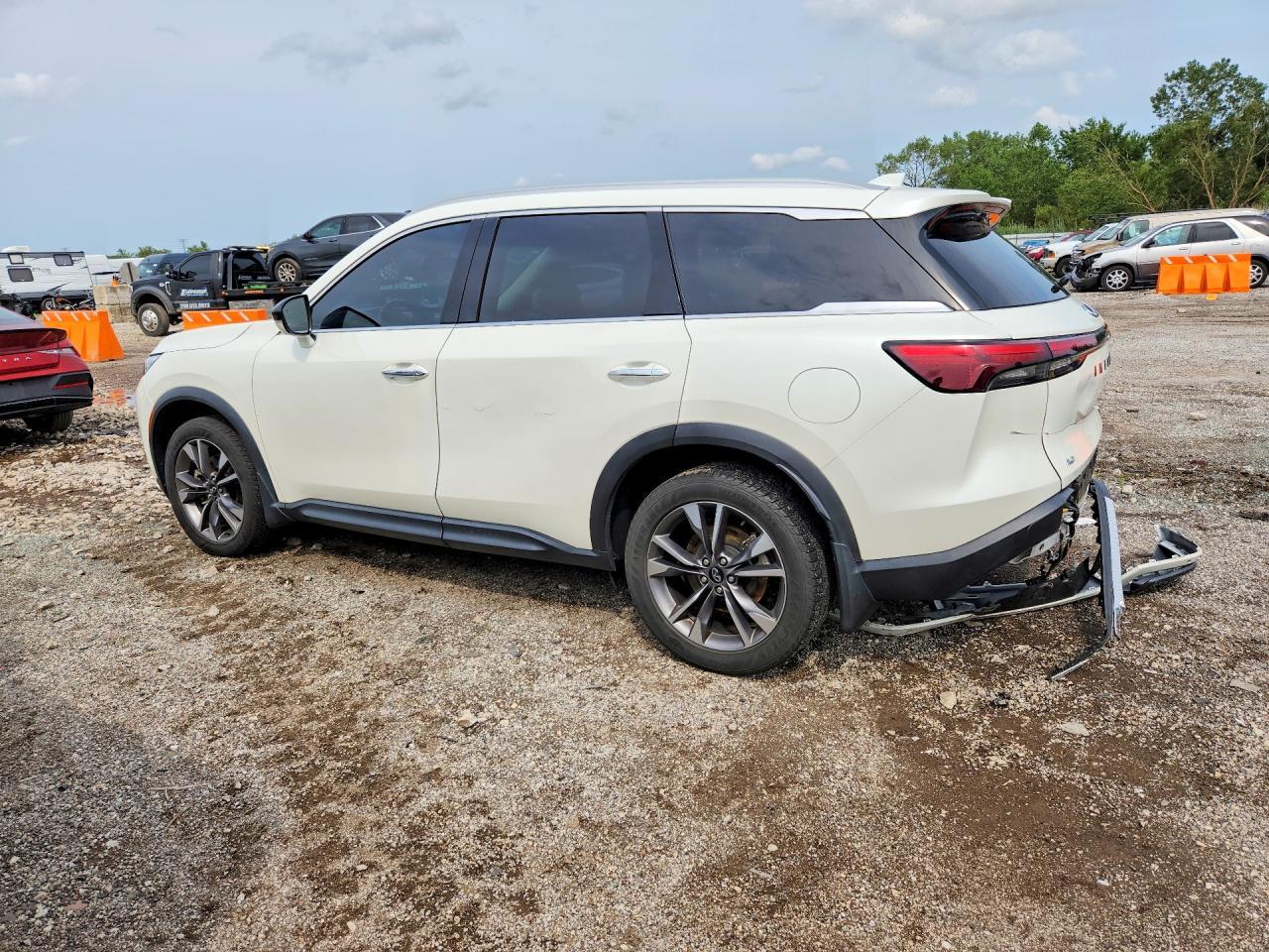 2022 Infiniti Qx60 Luxe - zdjęcie 2