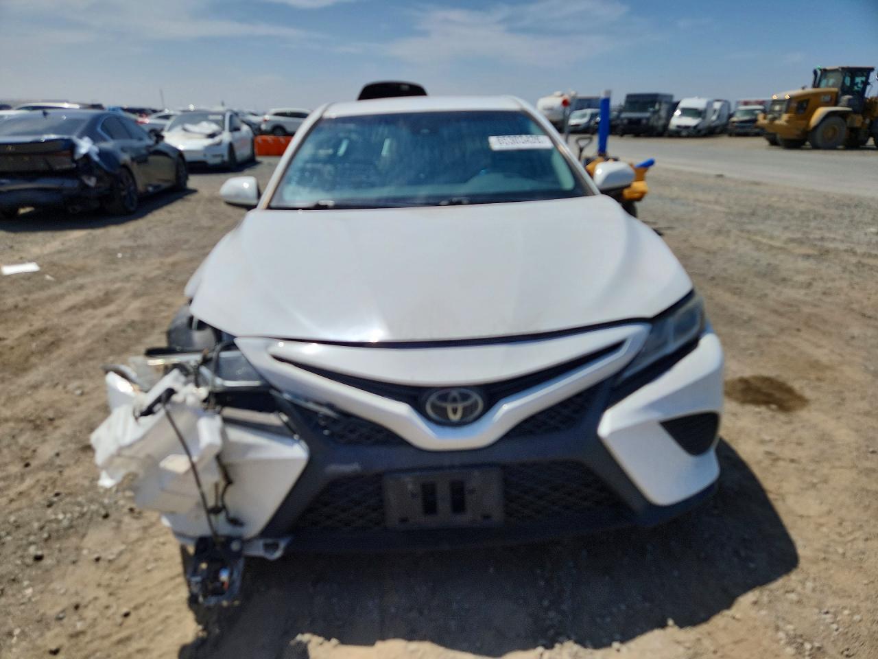 2020 Toyota Camry Se - zdjęcie 5