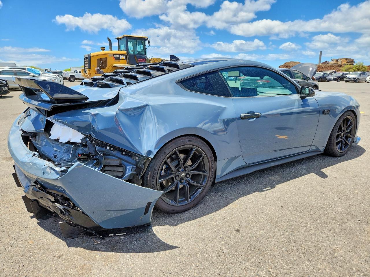 2024 Ford Mustang - zdjęcie 3