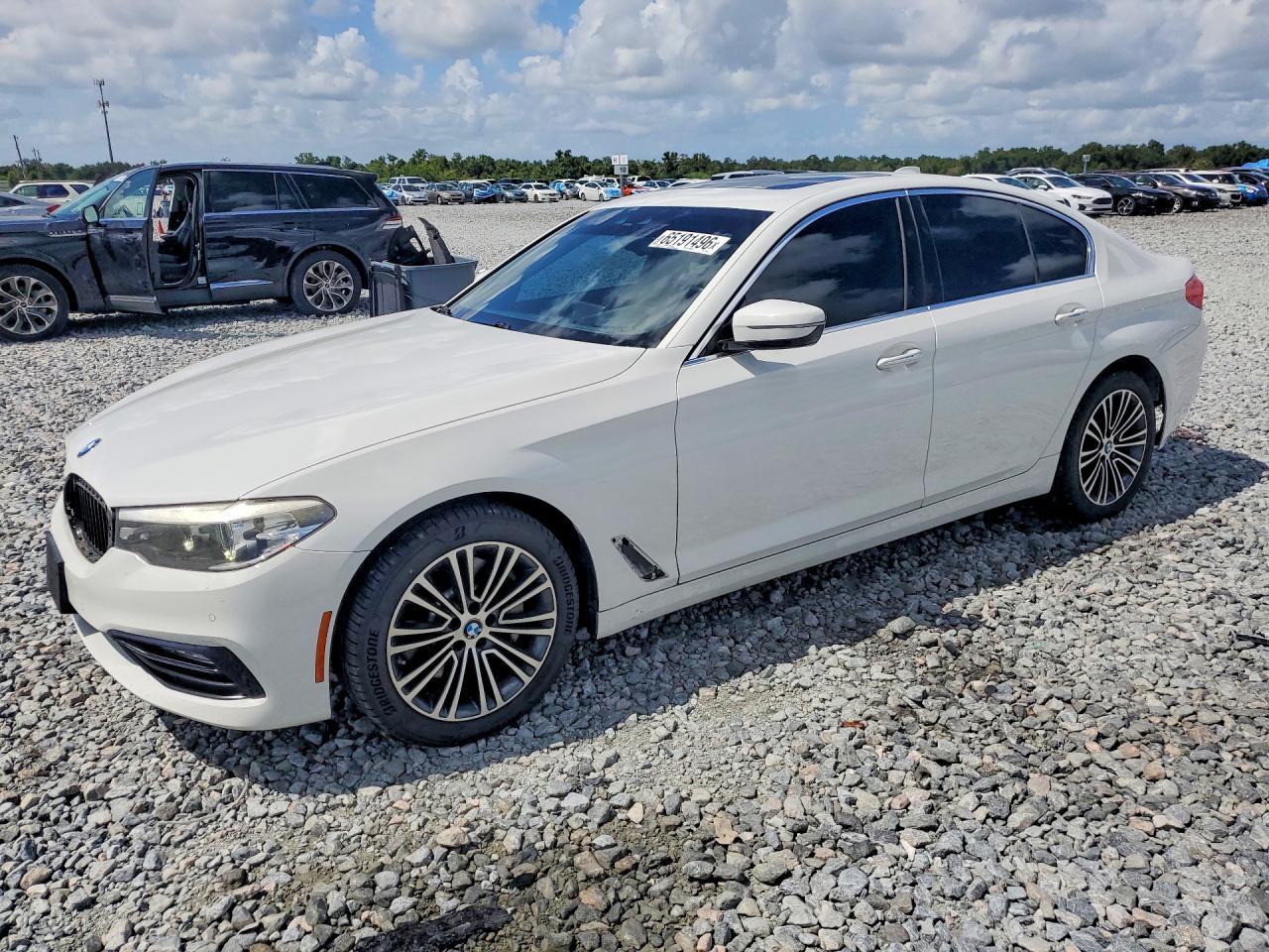 2018 BMW 530 I - zdjęcie główne