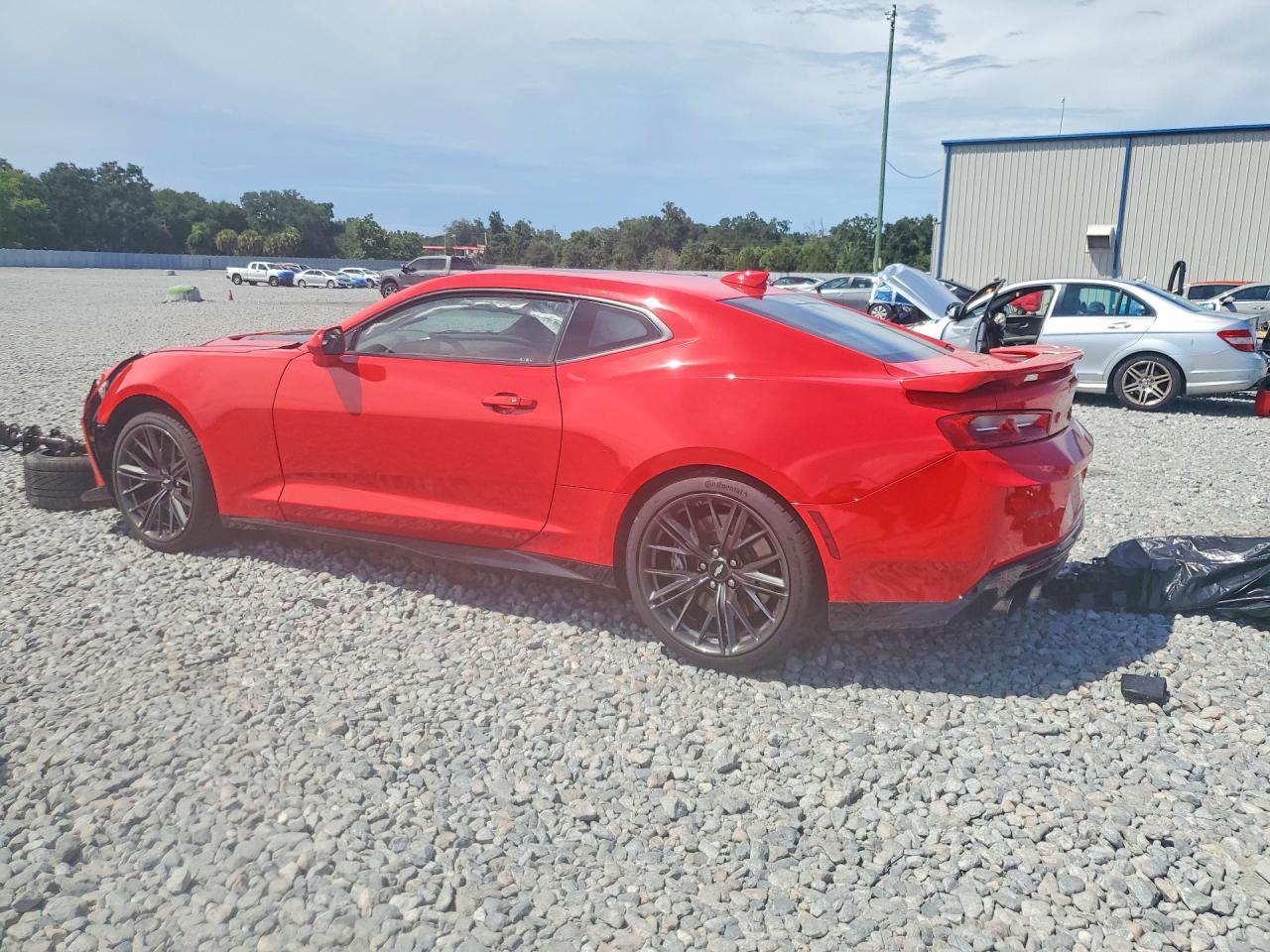2018 Chevrolet Camaro Zl1 - zdjęcie 2