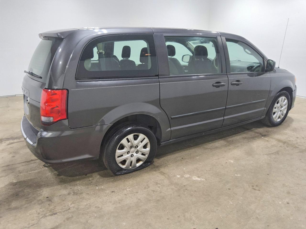 2016 Dodge Grand Caravan Se - zdjęcie 3