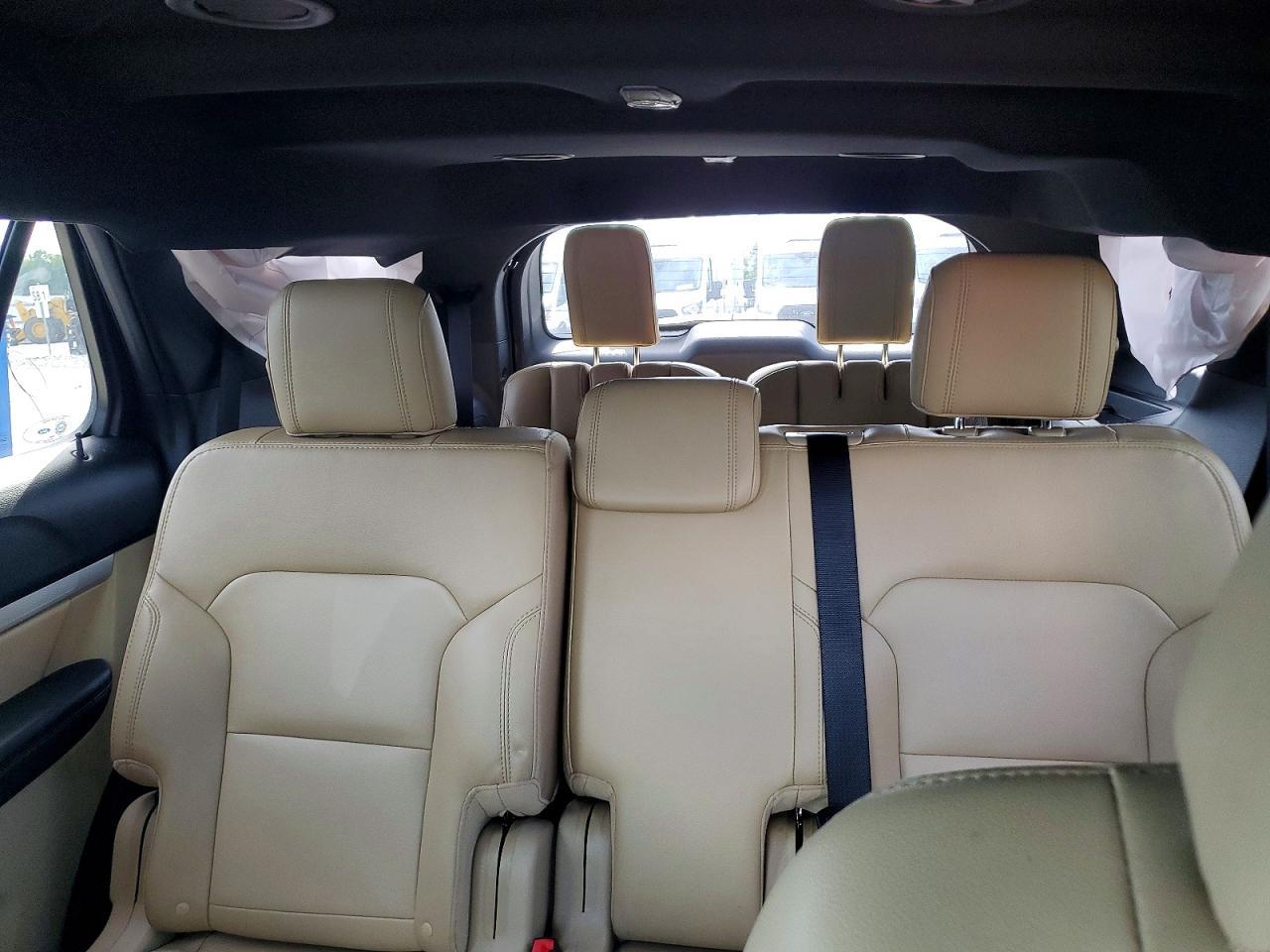 2017 Ford Explorer Xlt - zdjęcie 10
