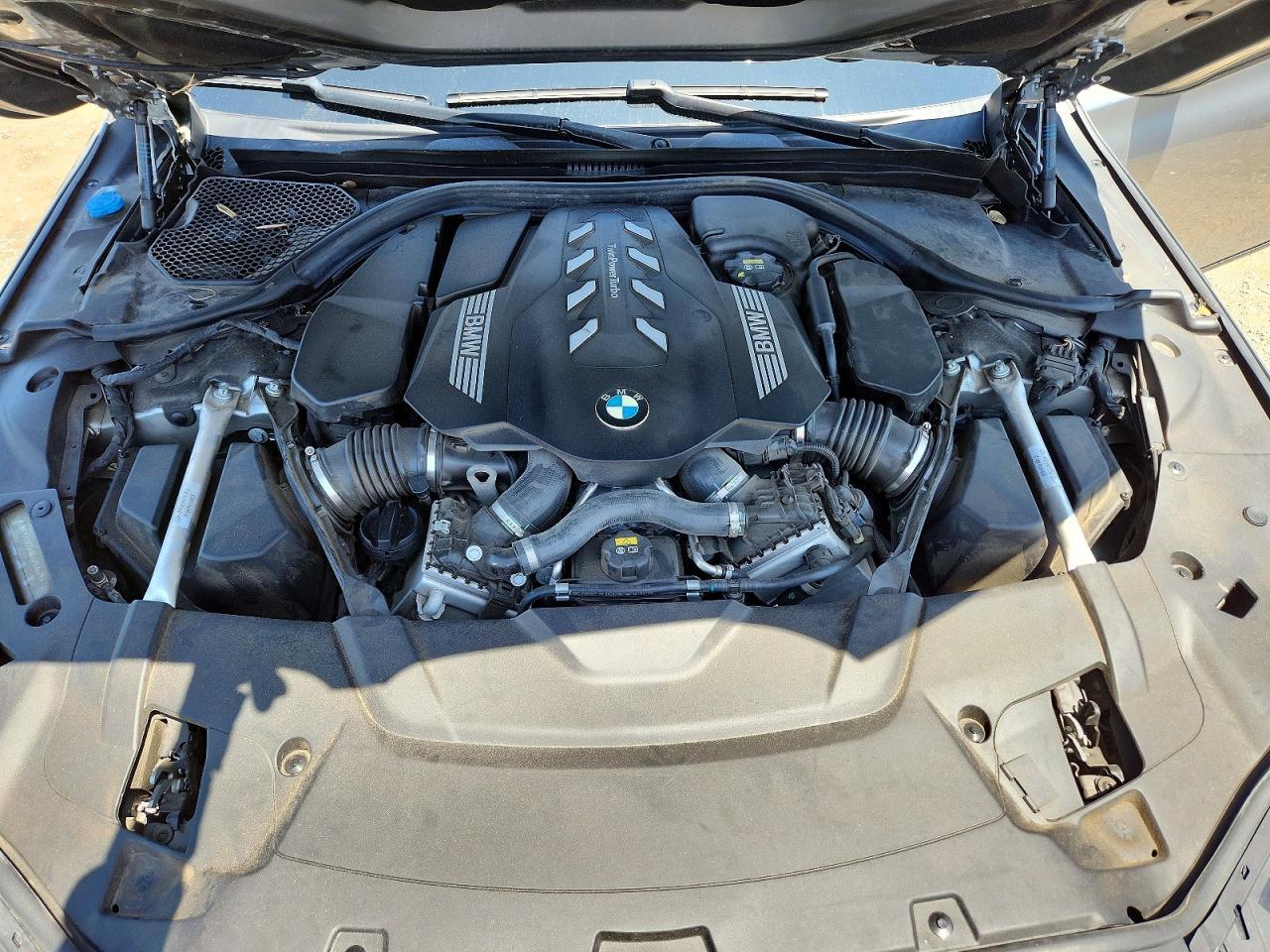 2022 BMW Seria 7 750i - zdjęcie 11