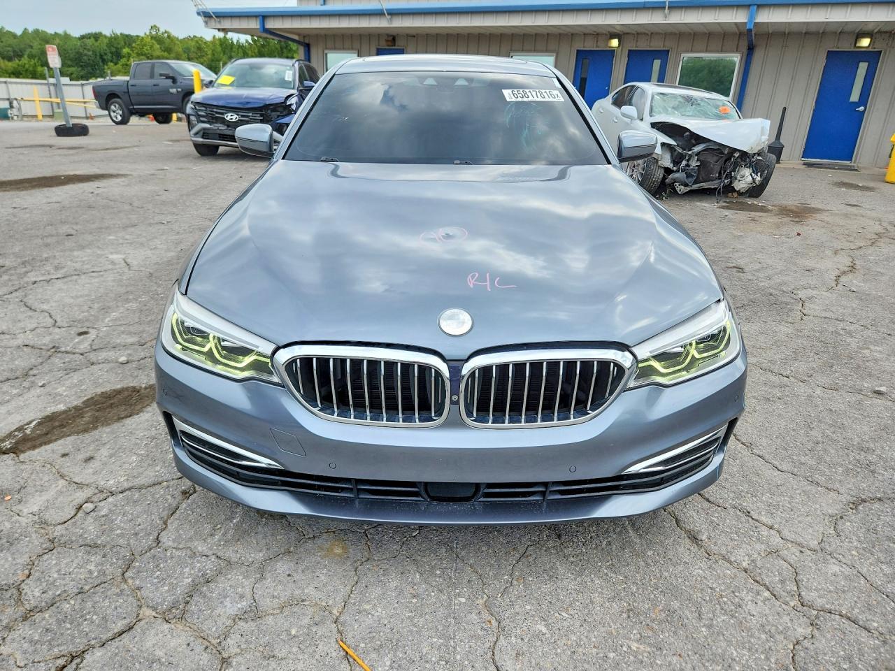 2019 BMW 530 I - zdjęcie 5