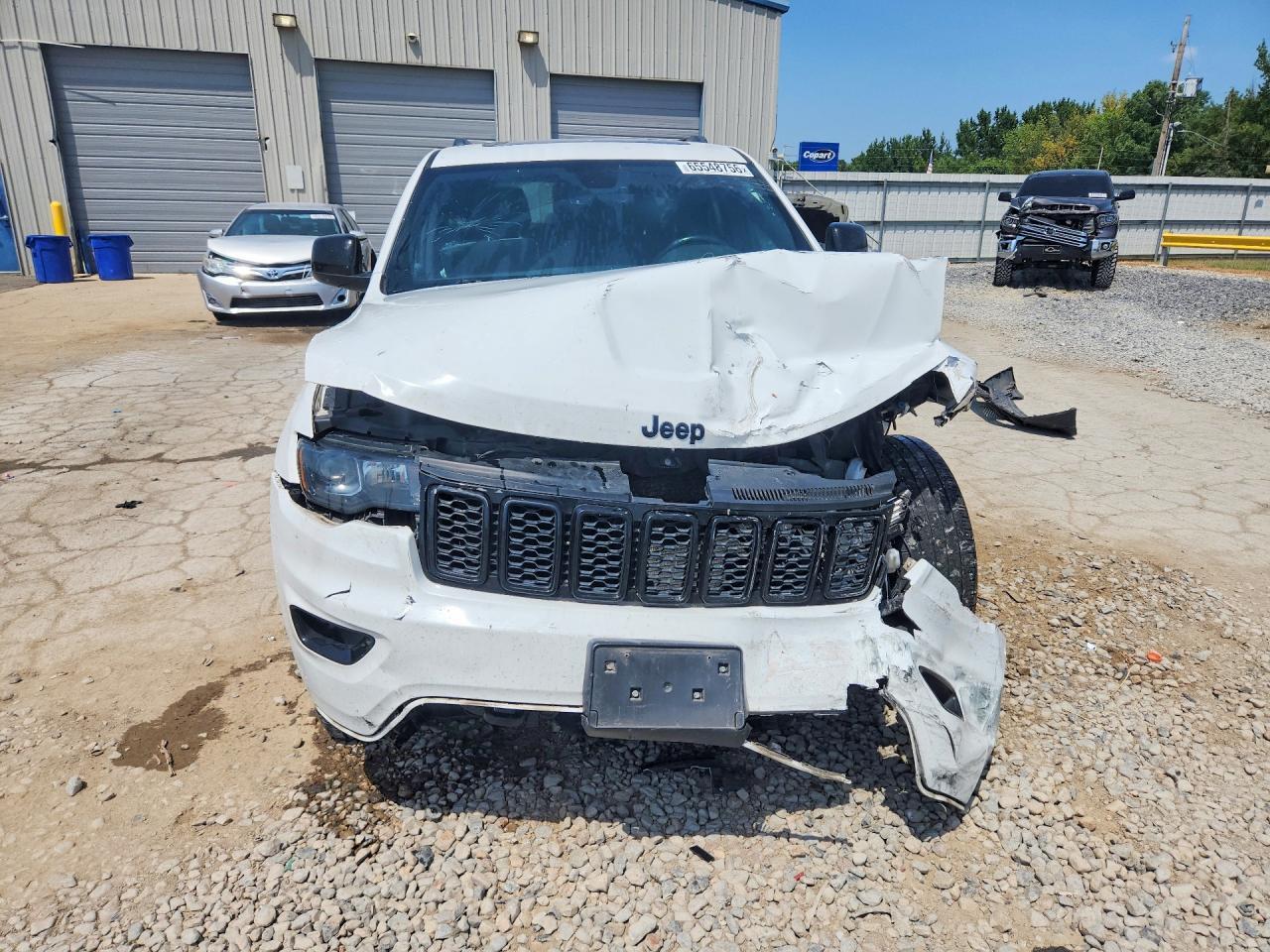 2019 Jeep Grand Cherokee Laredo - zdjęcie 5