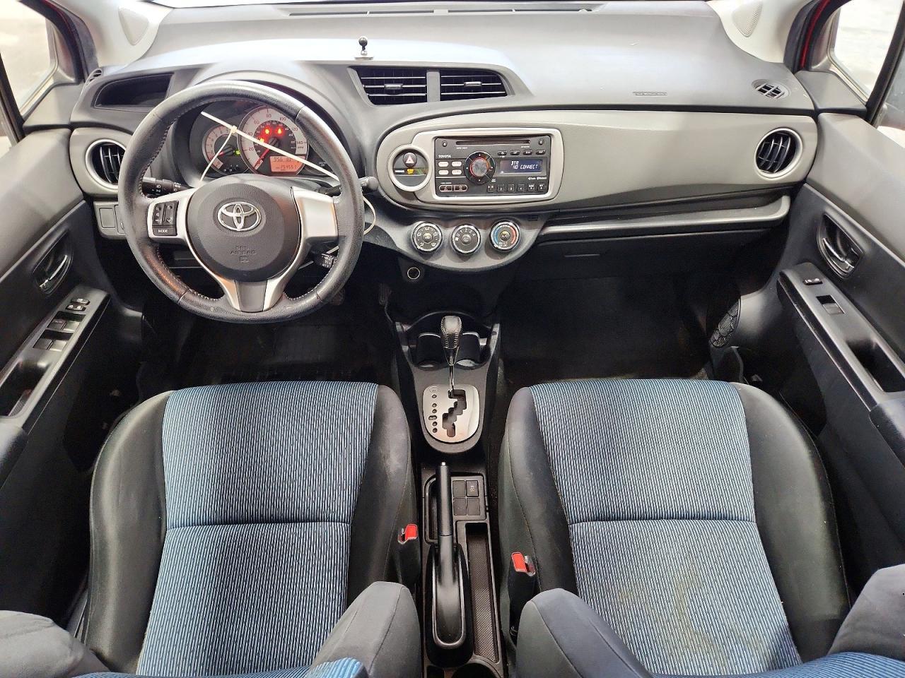 2013 Toyota Yaris 5-Door Se - zdjęcie 8