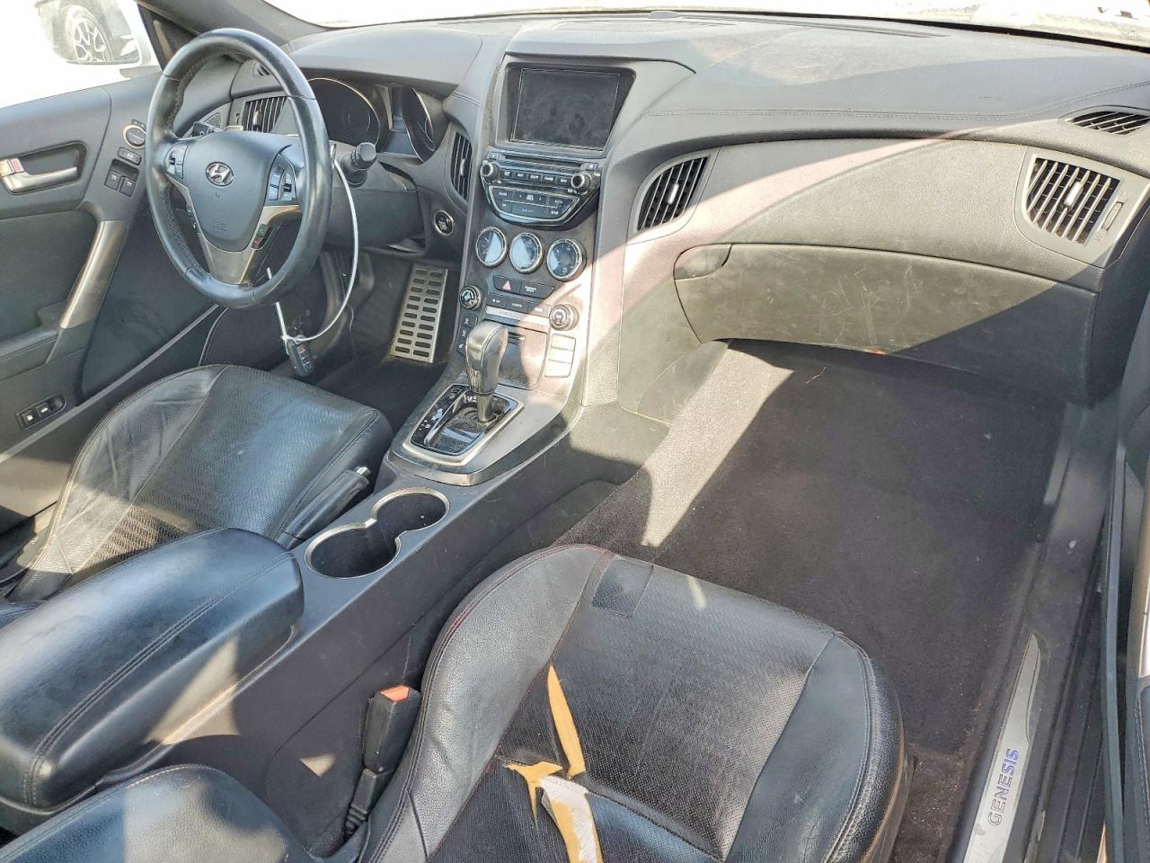 2016 Hyundai Genesis Coupe 3.8 Ultimate - zdjęcie 8
