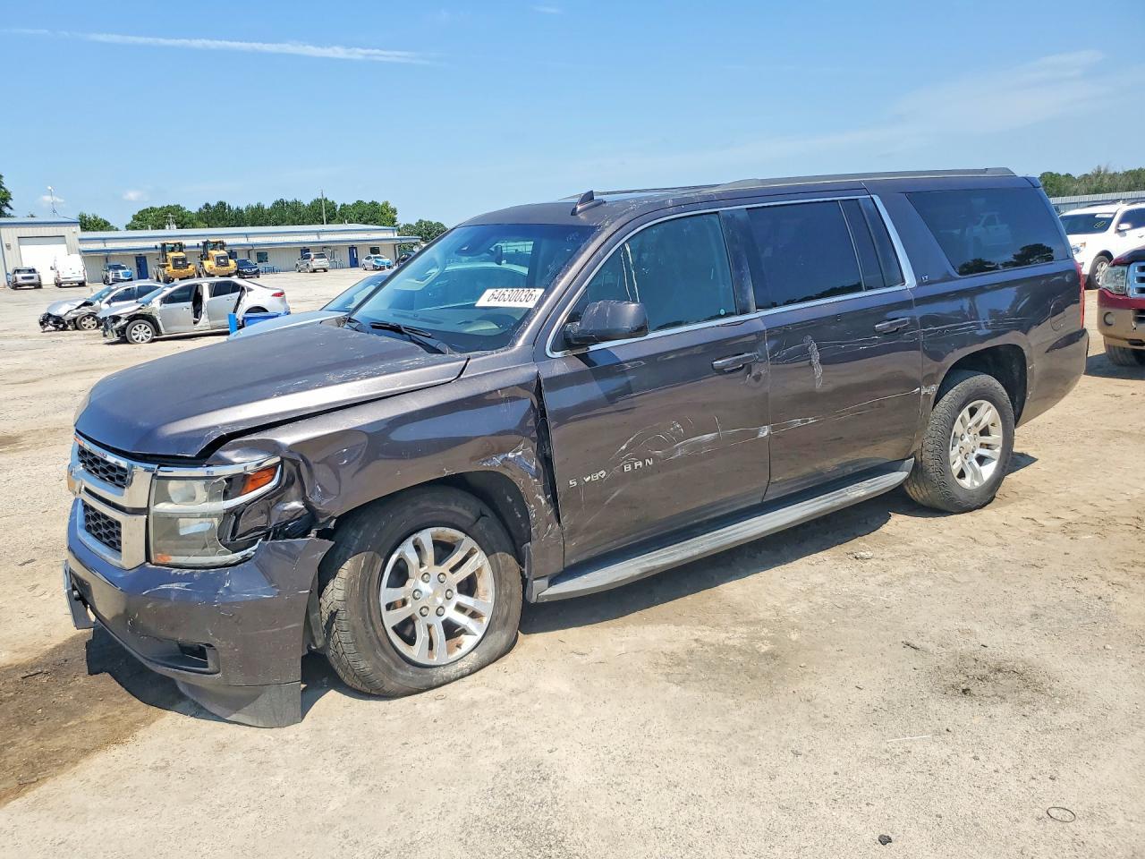 2016 Chevrolet Suburban K1500 Lt - zdjęcie główne