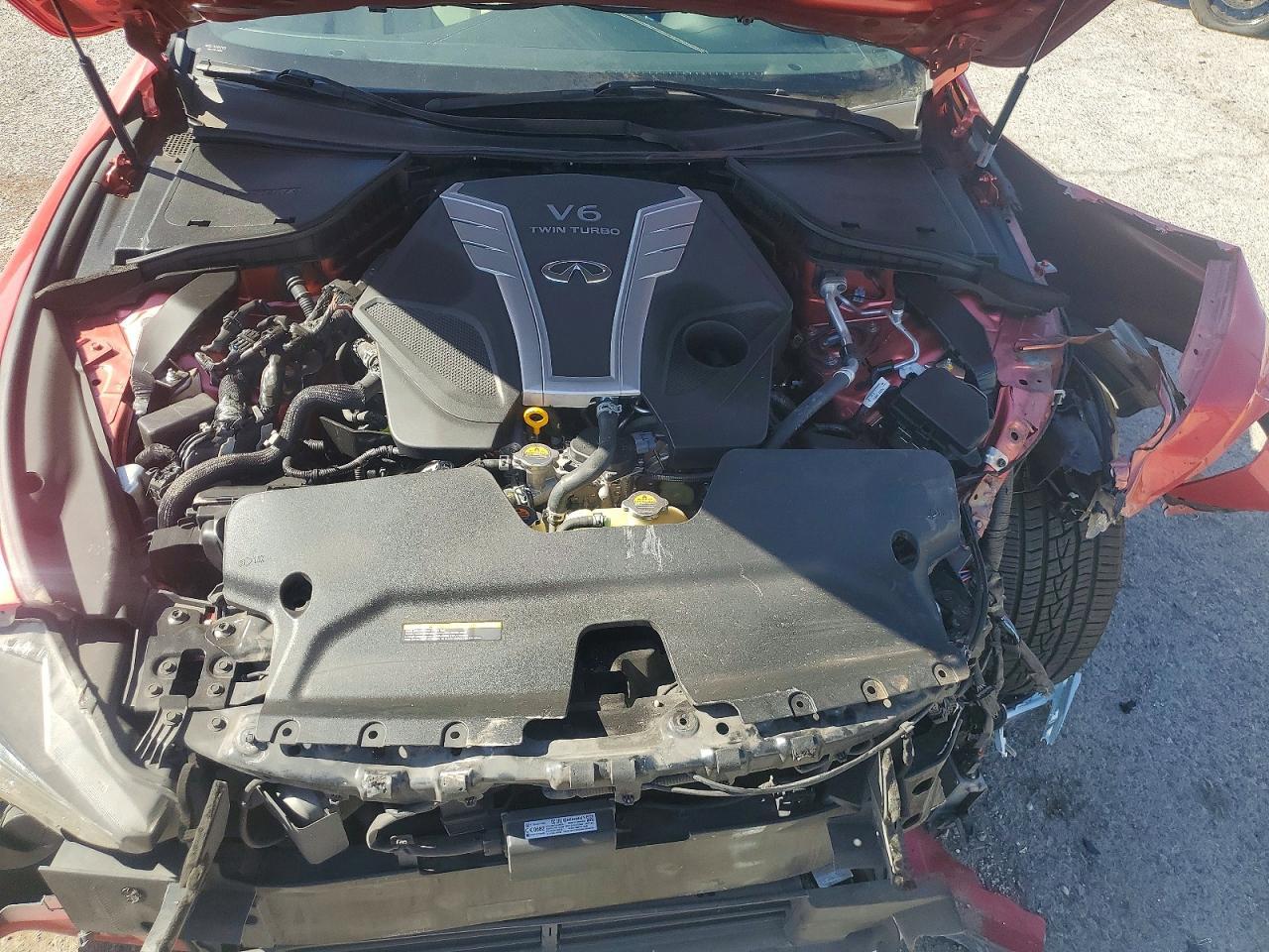 2017 Infiniti Q60 Red Sport 400 - zdjęcie 11