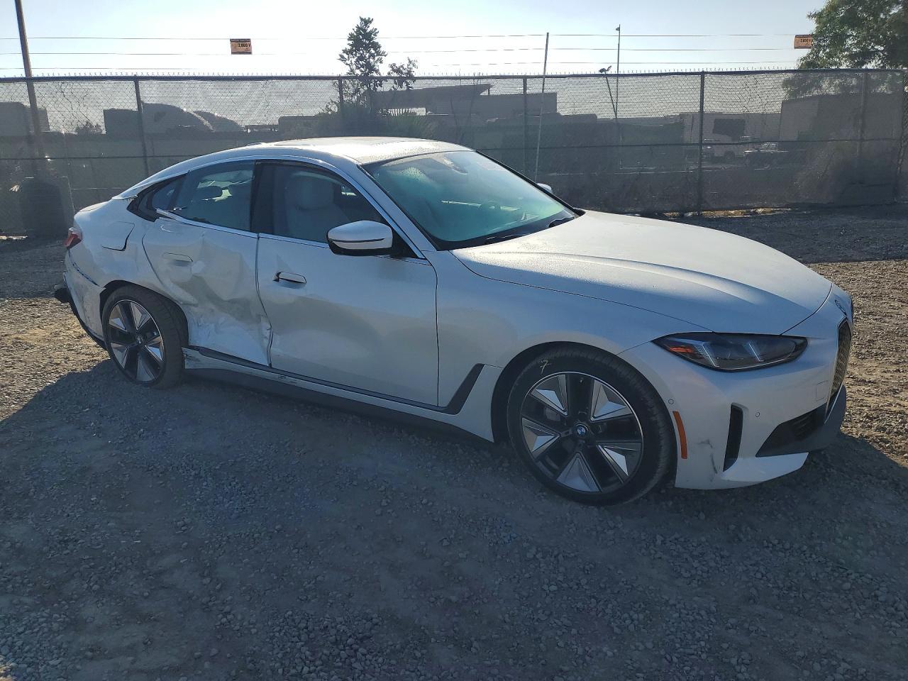 2025 BMW I4 Edrive 40 - zdjęcie 4