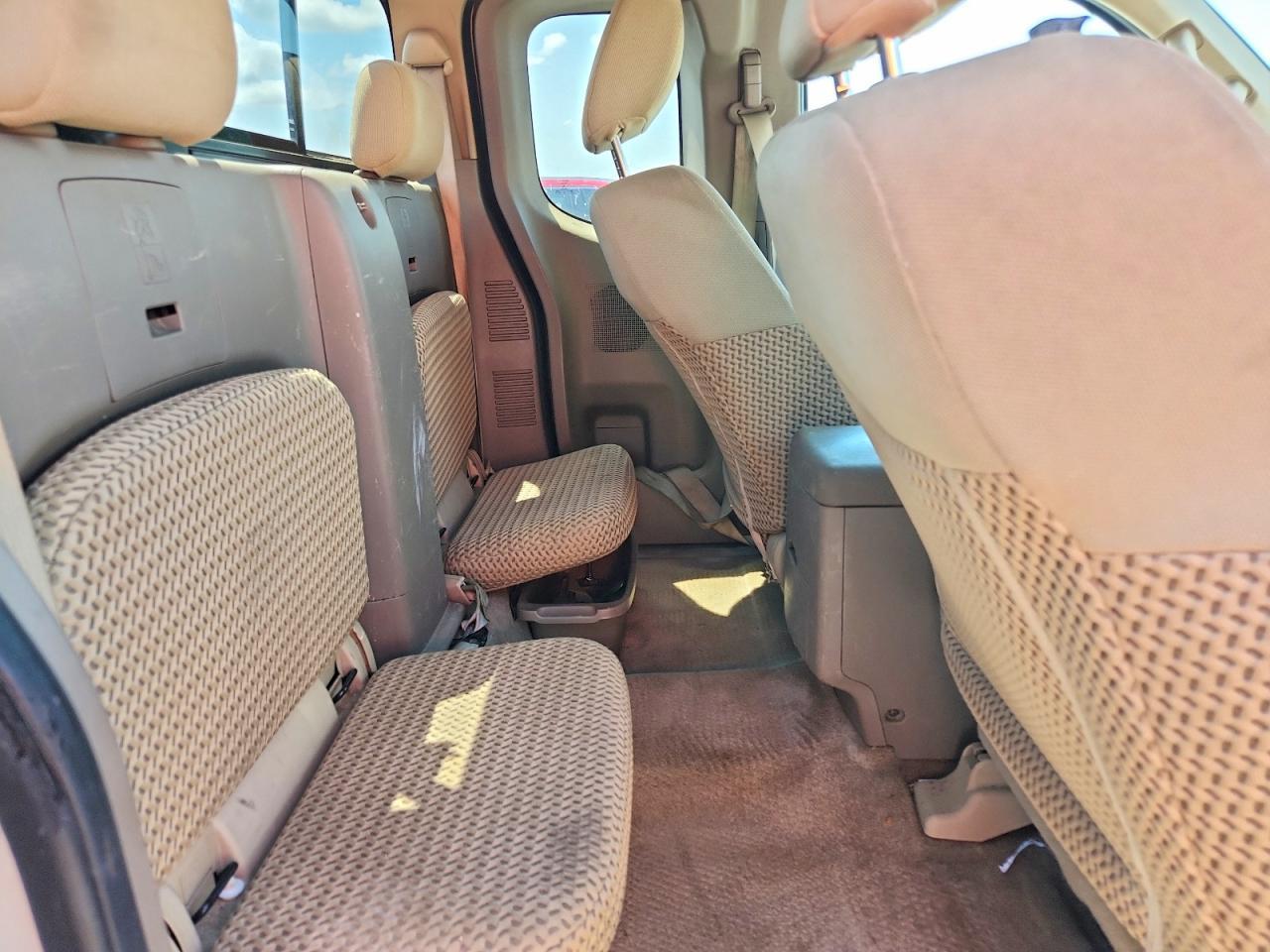2016 Nissan Frontier Sv V6 - zdjęcie 10