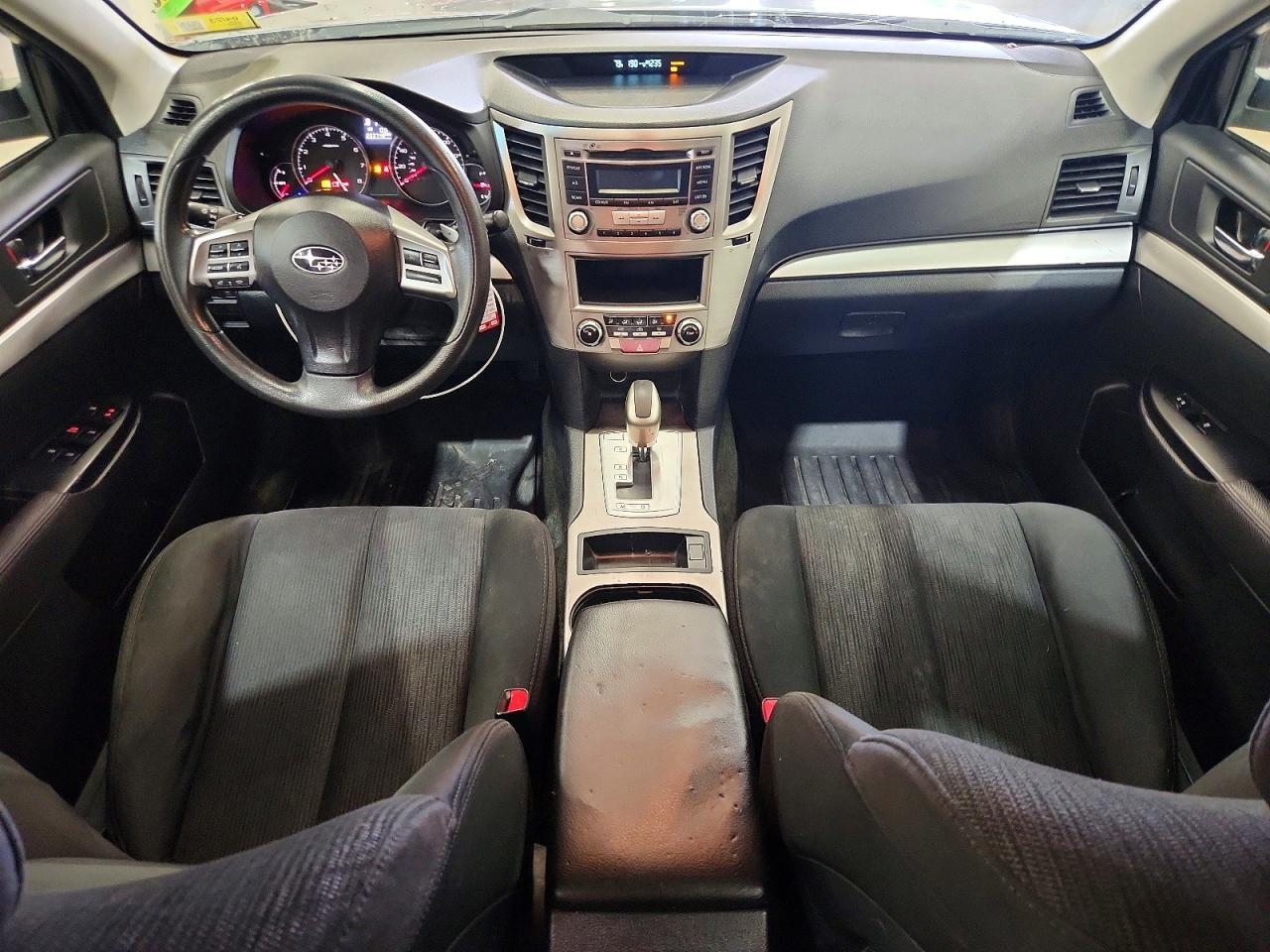 2014 Subaru Outback 2.5I - zdjęcie 8