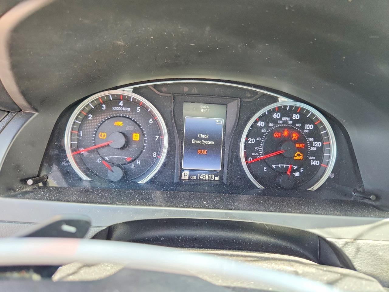 2015 Toyota Camry Se - zdjęcie 9