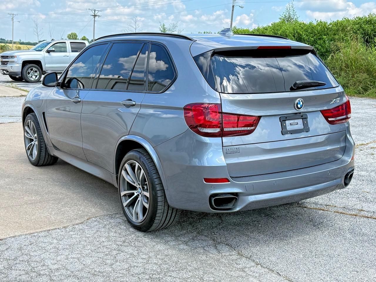 2015 BMW X5 xDrive50I - zdjęcie 3