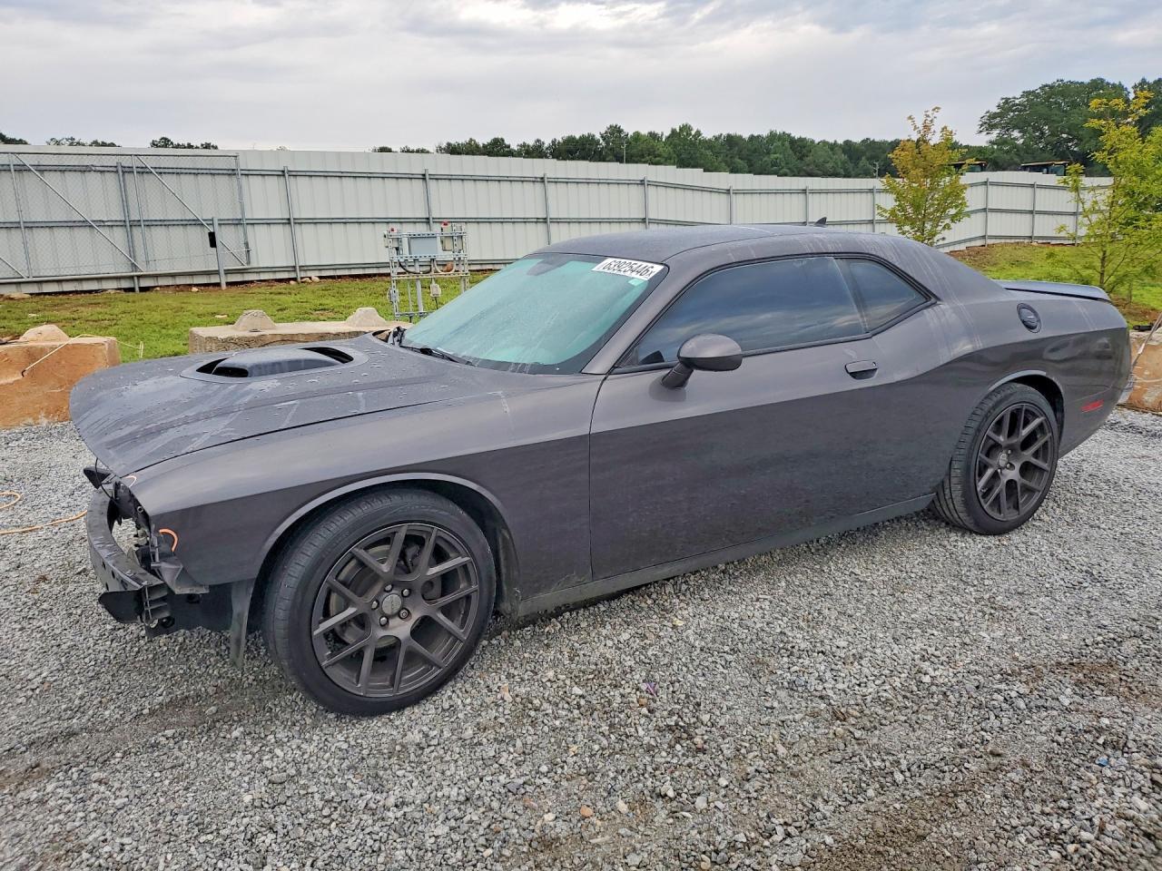 2016 Dodge Challenger R/T - zdjęcie główne
