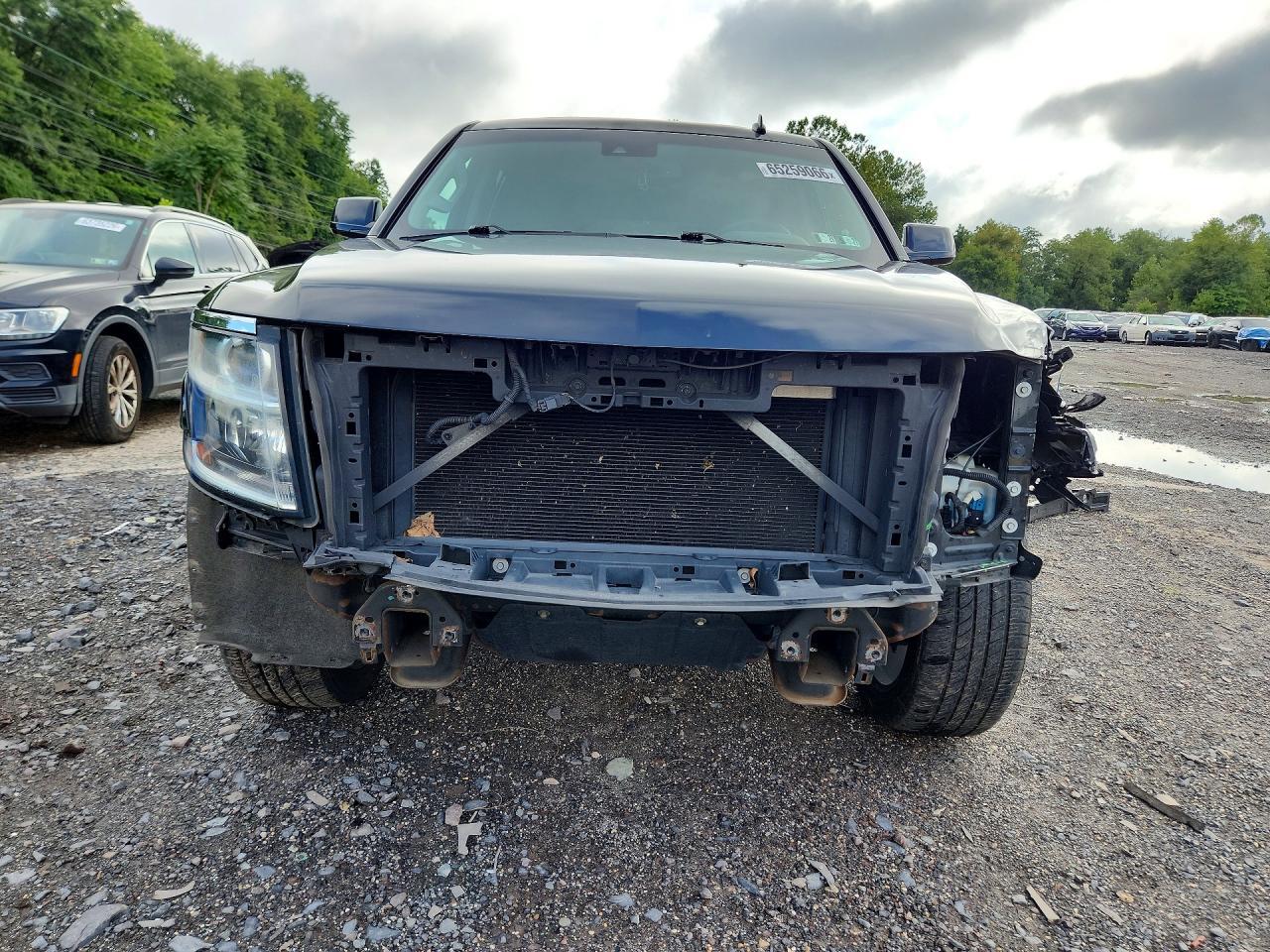 2015 Chevrolet Suburban K1500 Lt - zdjęcie 5