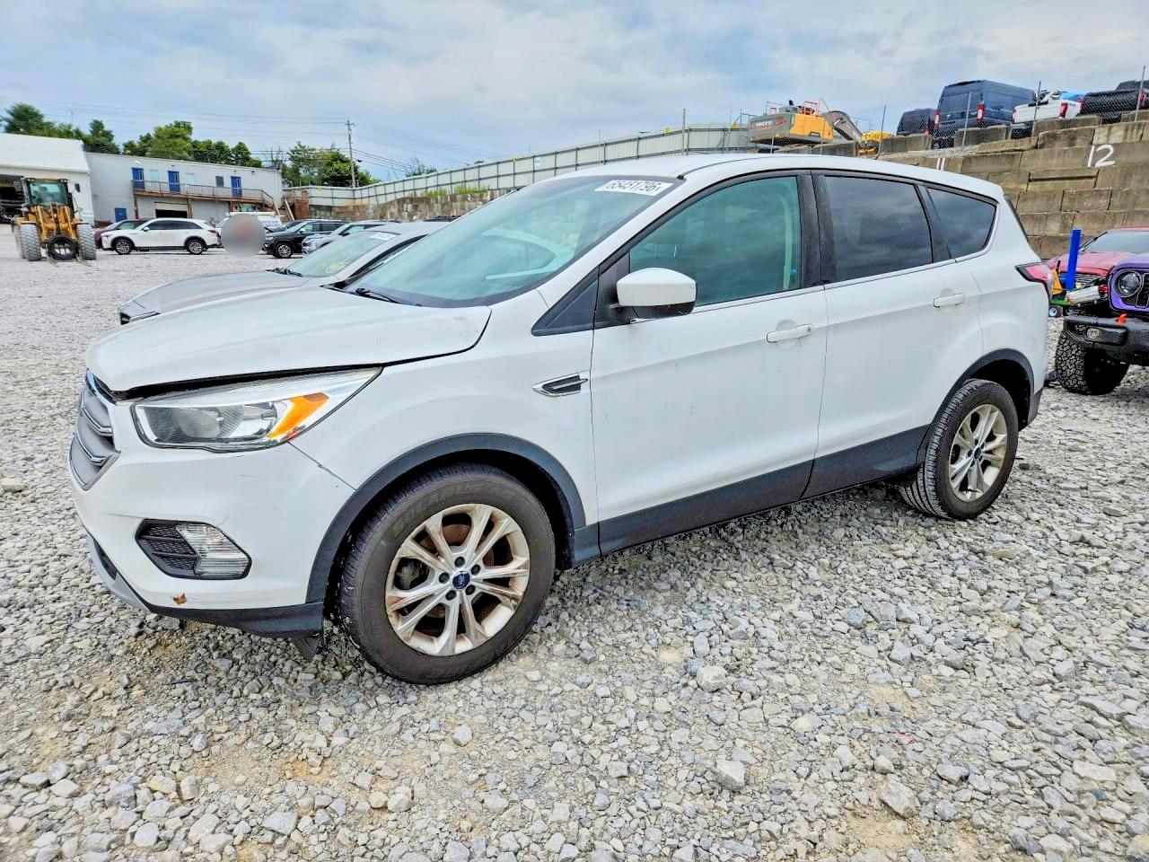 2017 Ford Escape Se - zdjęcie główne