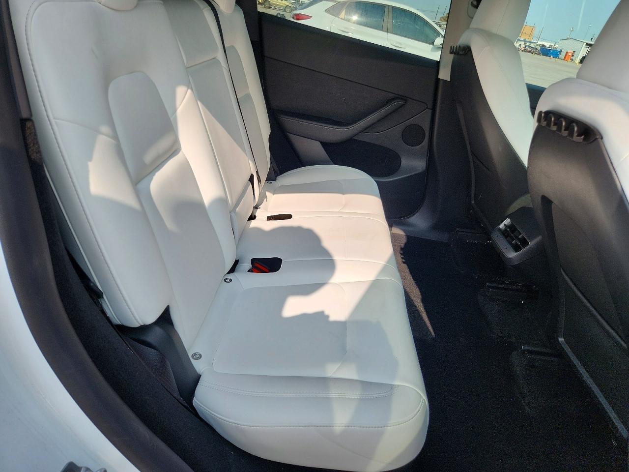 2023 Tesla Model Y - zdjęcie 10