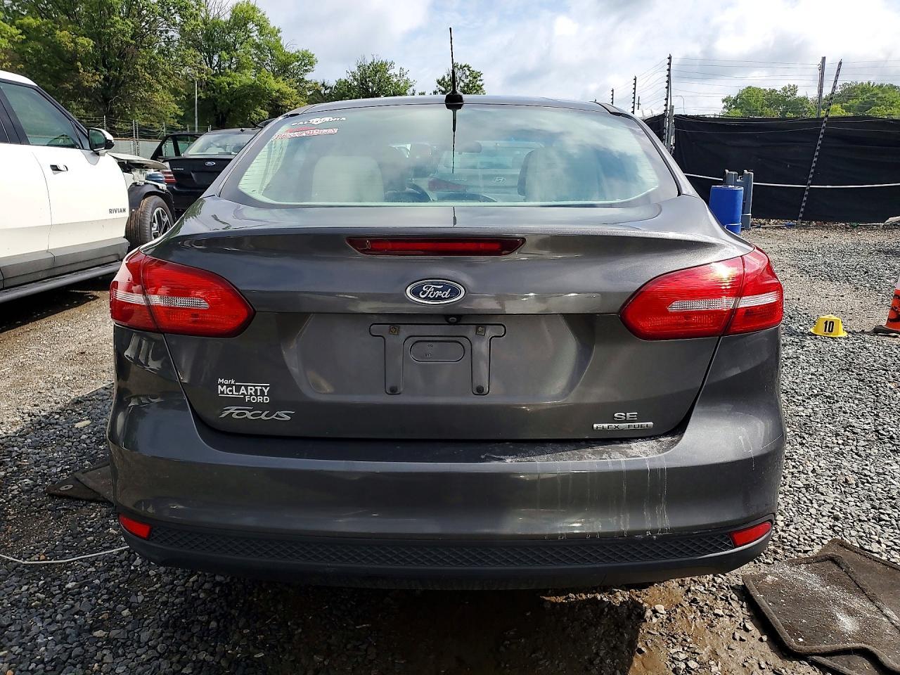 2015 Ford Focus Se - zdjęcie 6