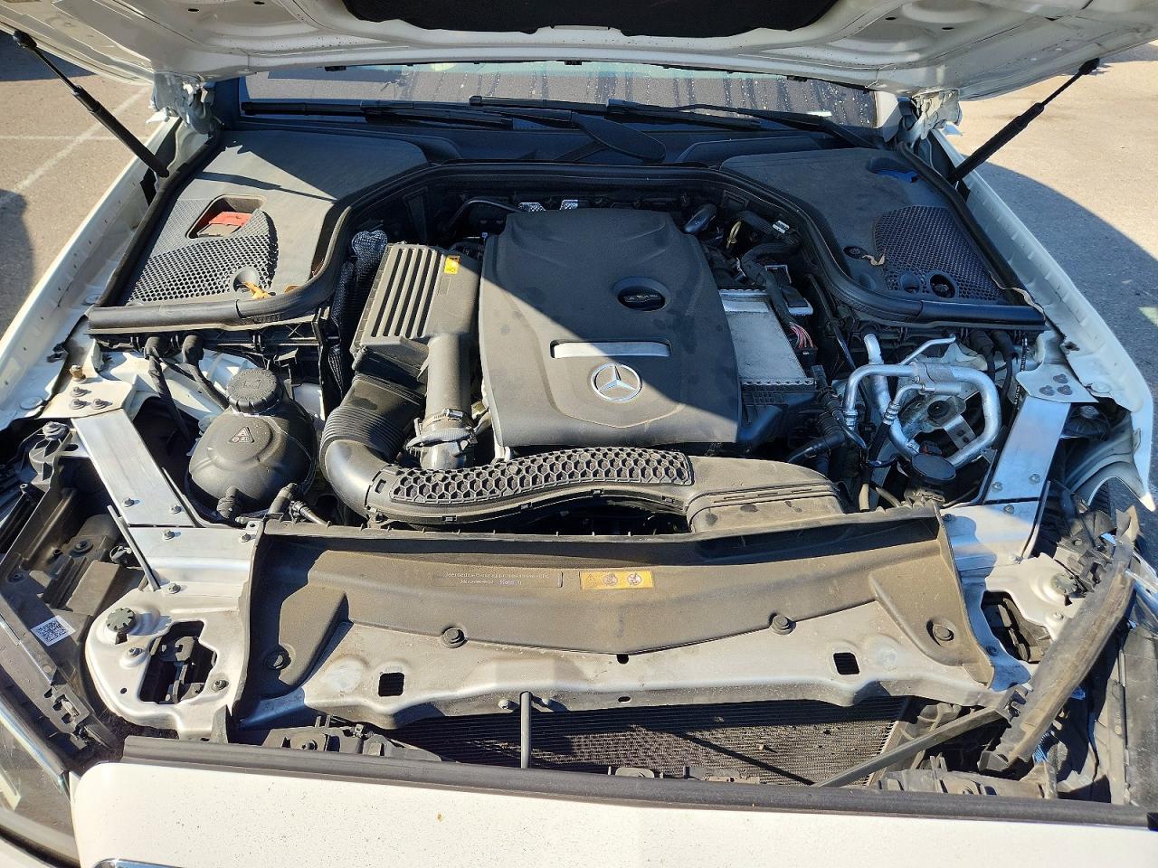 2019 Mercedes-Benz E 300 - zdjęcie 11