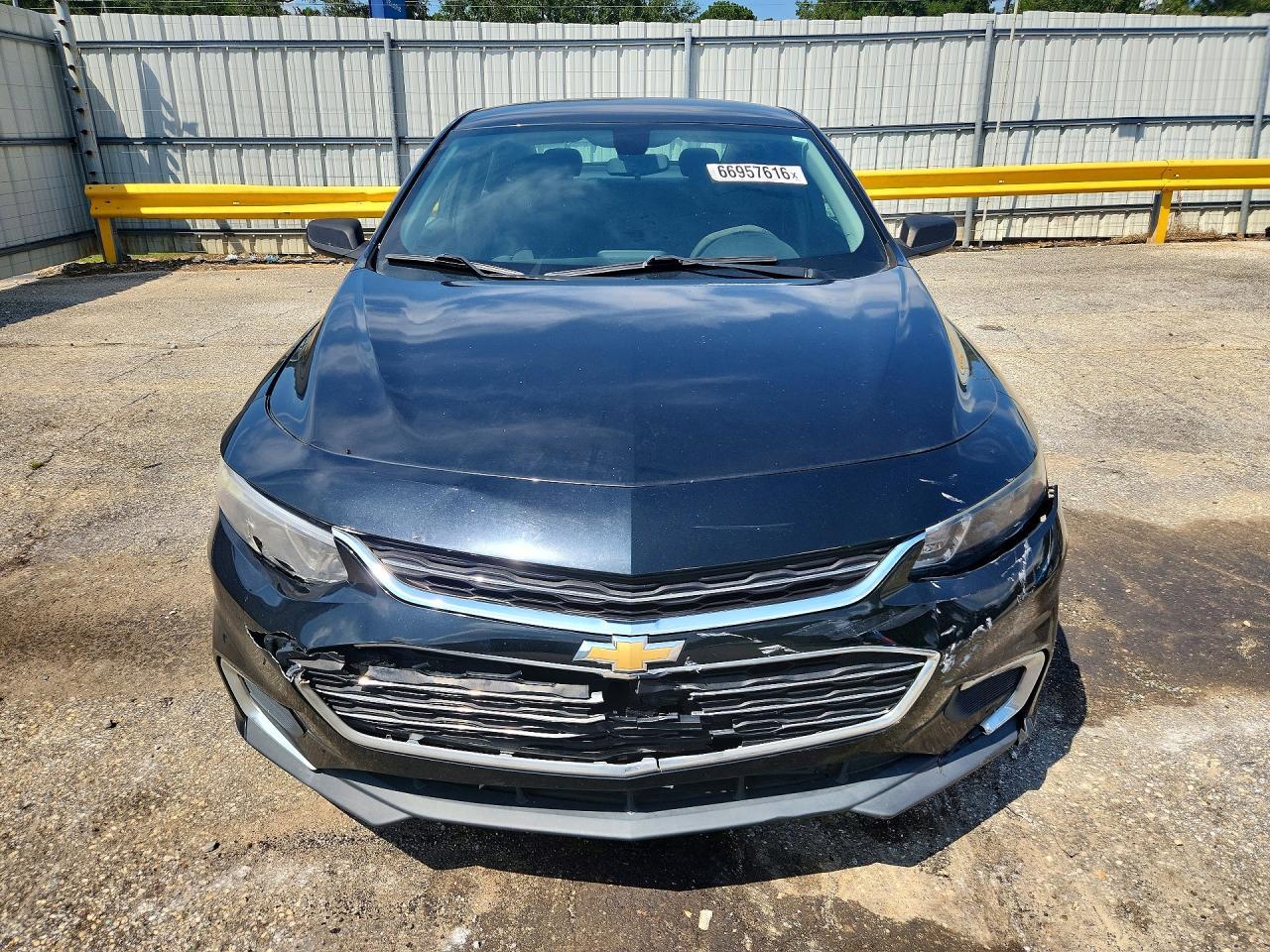 2018 Chevrolet Malibu Ls - zdjęcie 5