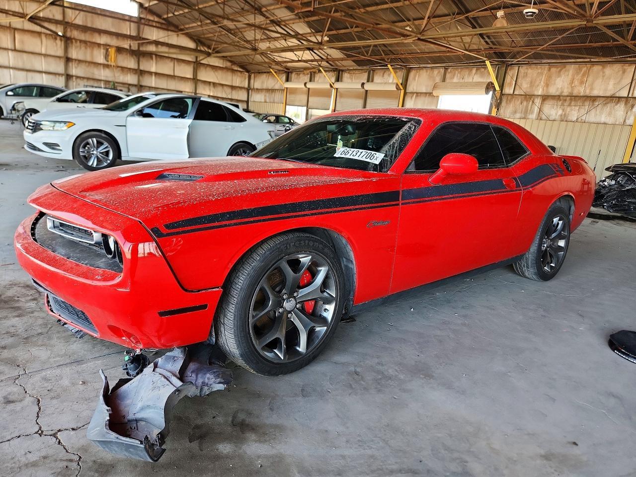 2016 Dodge Challenger R/T - zdjęcie główne