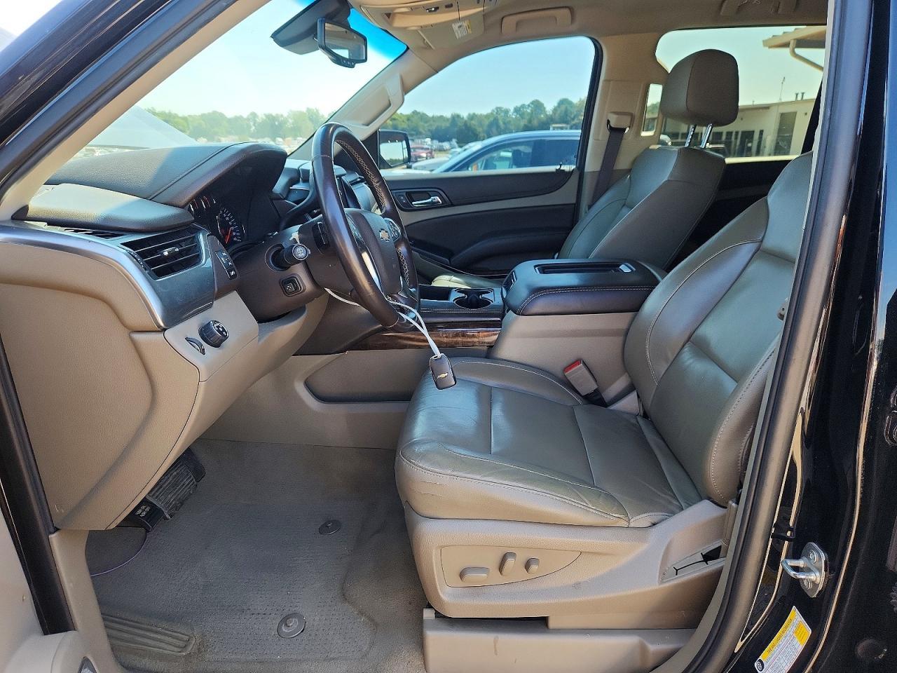 2019 Chevrolet Tahoe C1500 Lt - zdjęcie 7