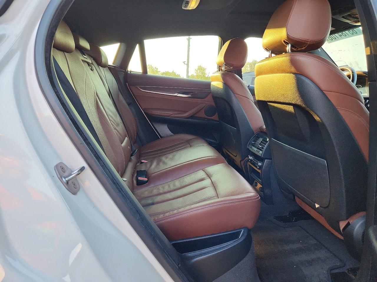 2017 BMW X6 xDrive35I - zdjęcie 11
