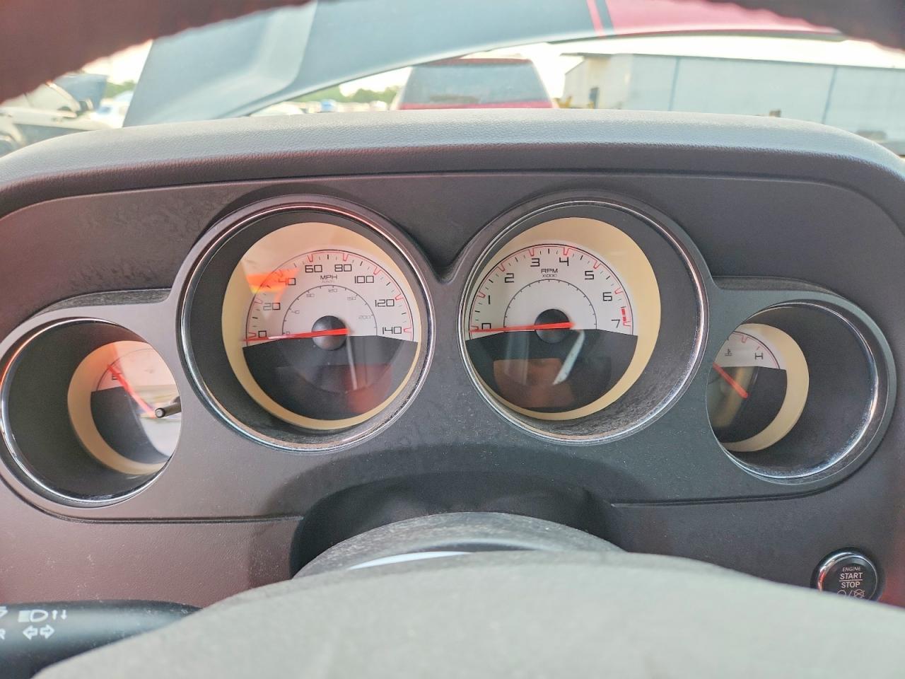 2014 Dodge Challenger Sxt - zdjęcie 9