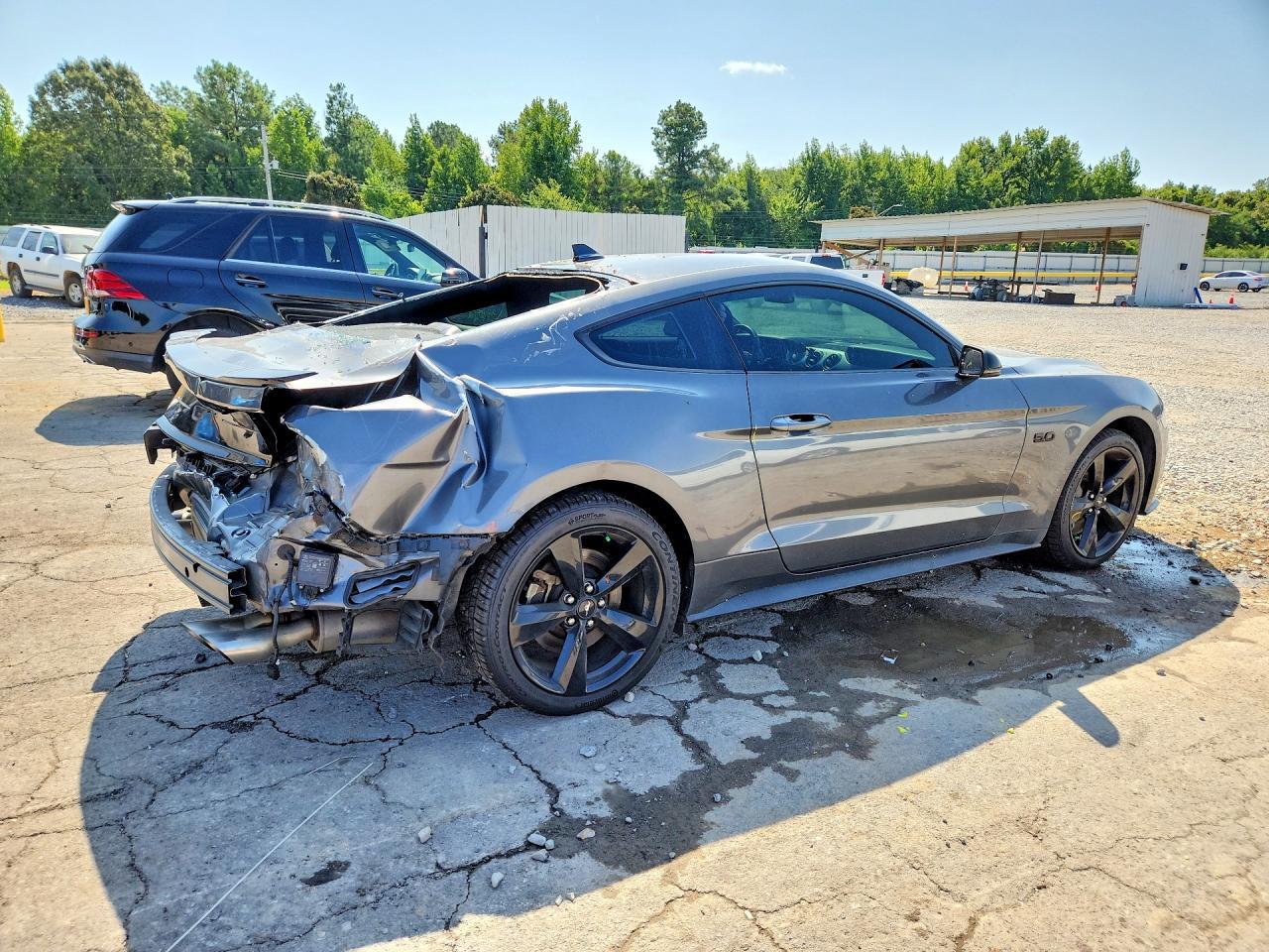 2021 Ford Mustang Gt - zdjęcie 3