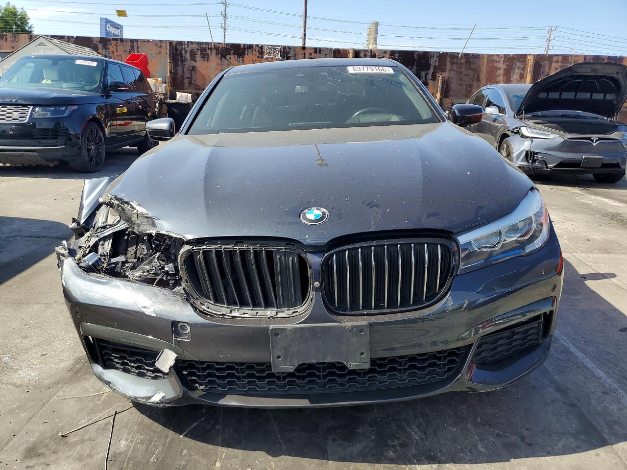 2019 BMW 740 I - zdjęcie 5