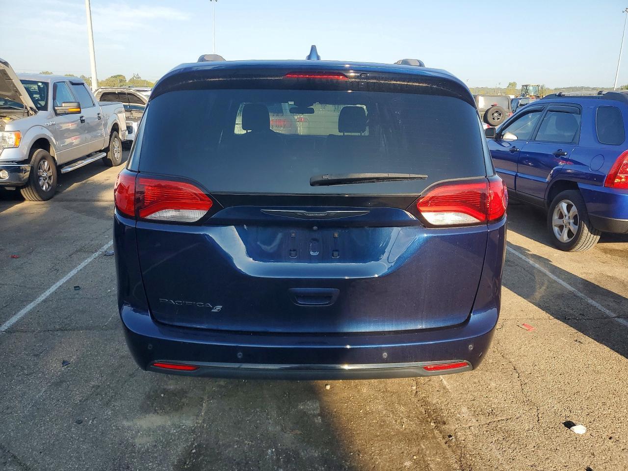 2018 Chrysler Pacifica Touring L - zdjęcie 6