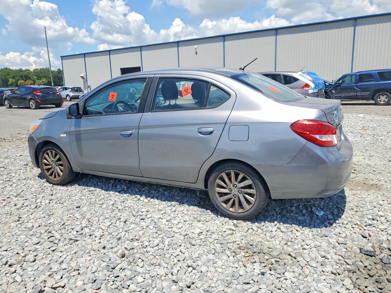 2018 Mitsubishi Mirage G4 Es - zdjęcie 2