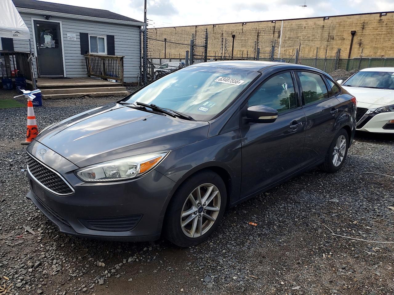2015 Ford Focus Se - zdjęcie główne