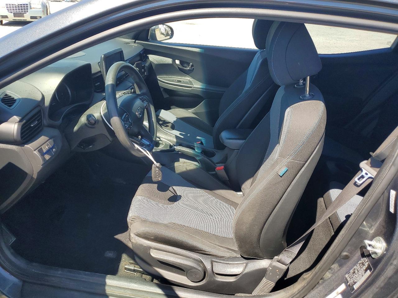 2019 Hyundai Veloster 2.0L - zdjęcie 7