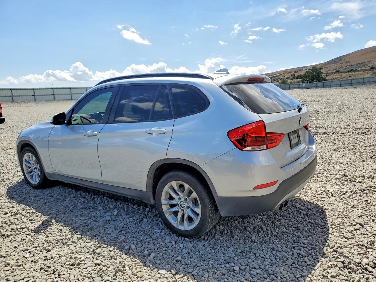 2015 BMW X1 xDrive28I - zdjęcie 2