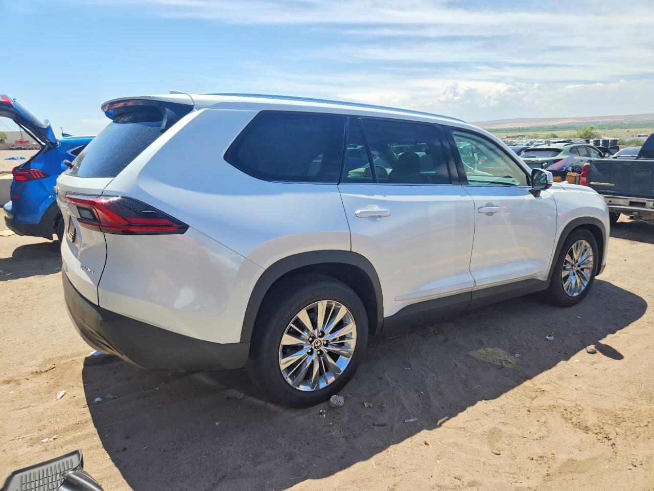 2026 Toyota Grand Highlander Platinum - zdjęcie 3