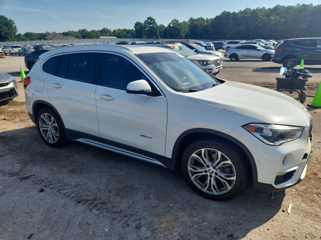 2017 BMW X1 xDrive28I - zdjęcie 4