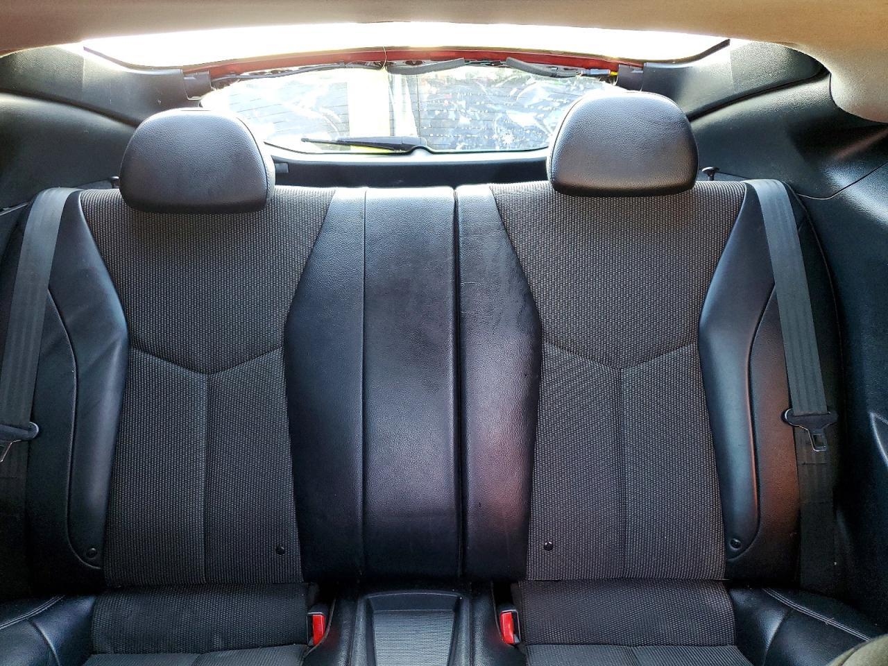 2013 Hyundai Veloster Base - zdjęcie 10