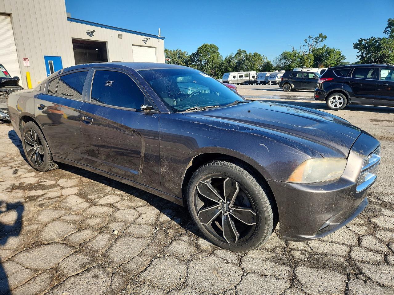2013 Dodge Charger V6 - zdjęcie 4
