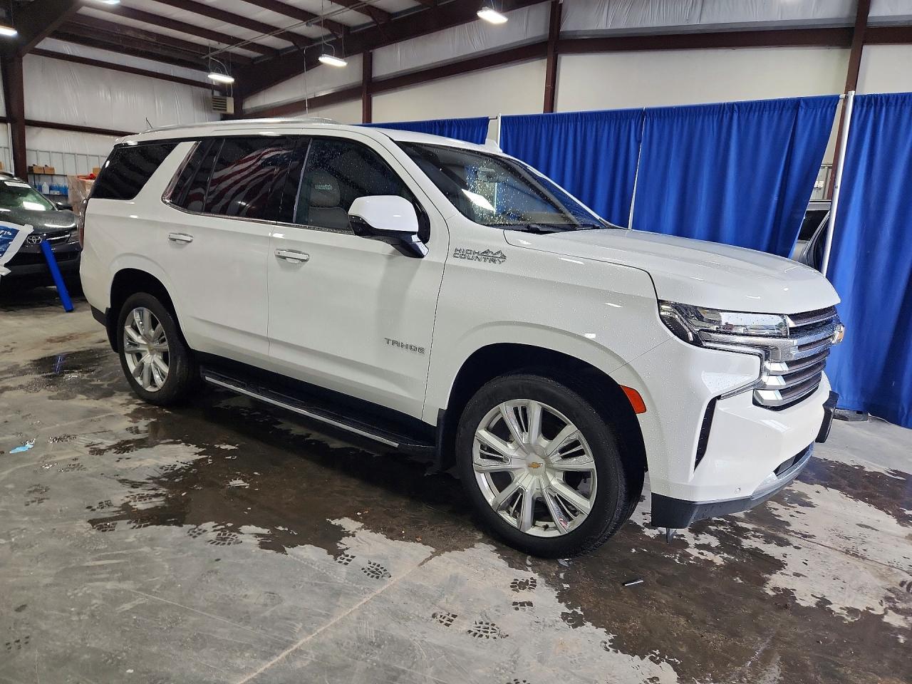 2022 Chevrolet Tahoe K1500 High Country - zdjęcie 4