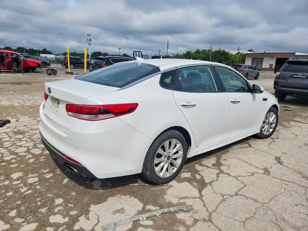 2018 Kia Optima Lx - zdjęcie 3
