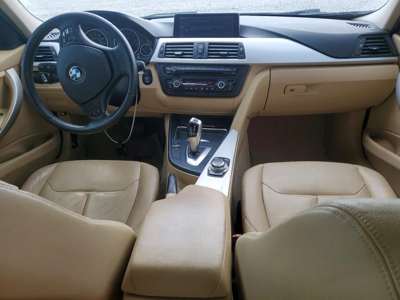 2013 BMW 328 I - zdjęcie 8