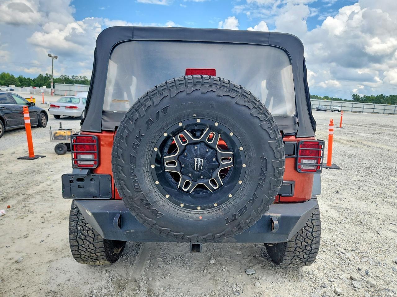 2014 Jeep Wrangler Unlimited Sport - zdjęcie 6