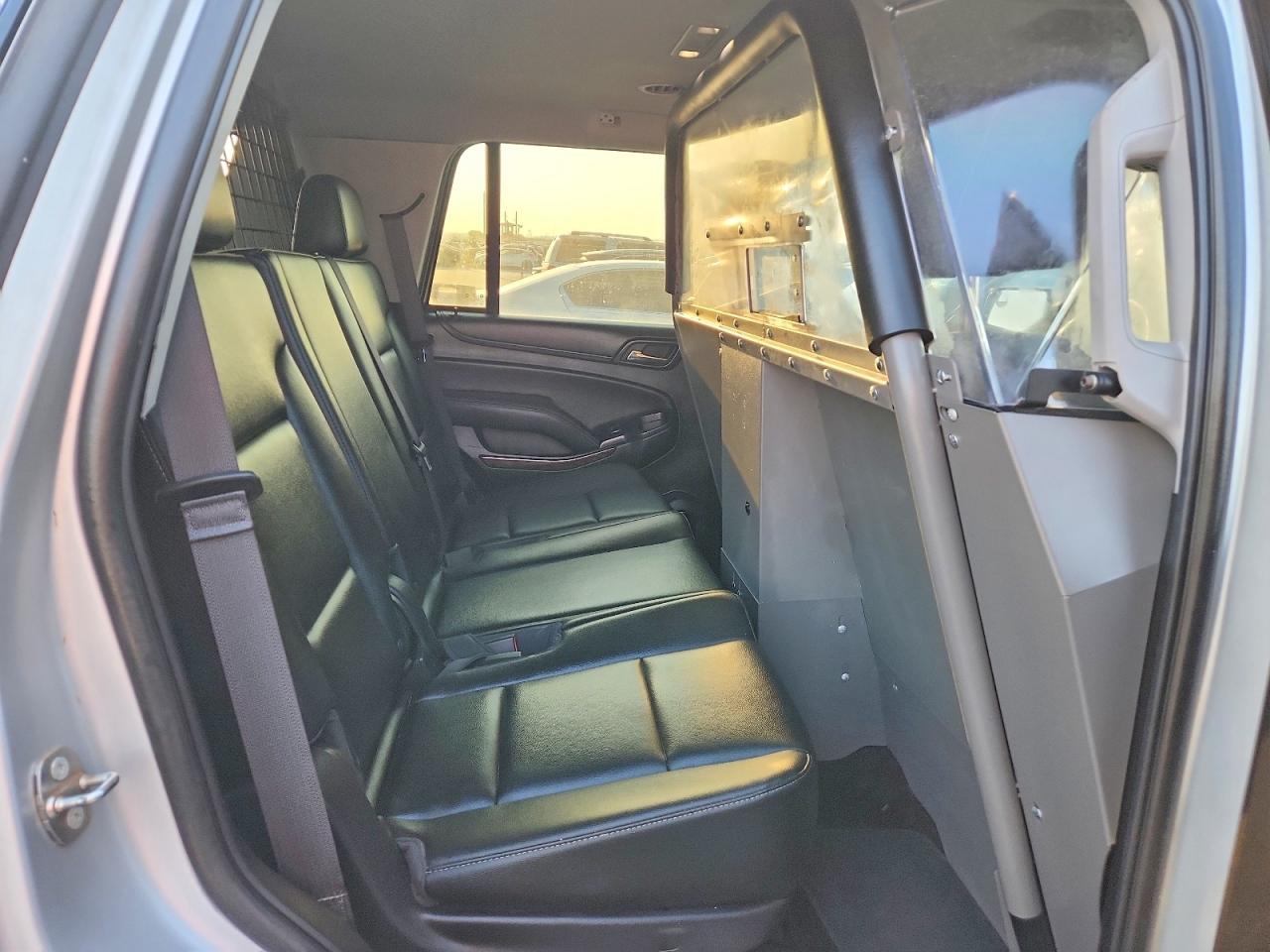 2018 Chevrolet Tahoe Police - zdjęcie 11