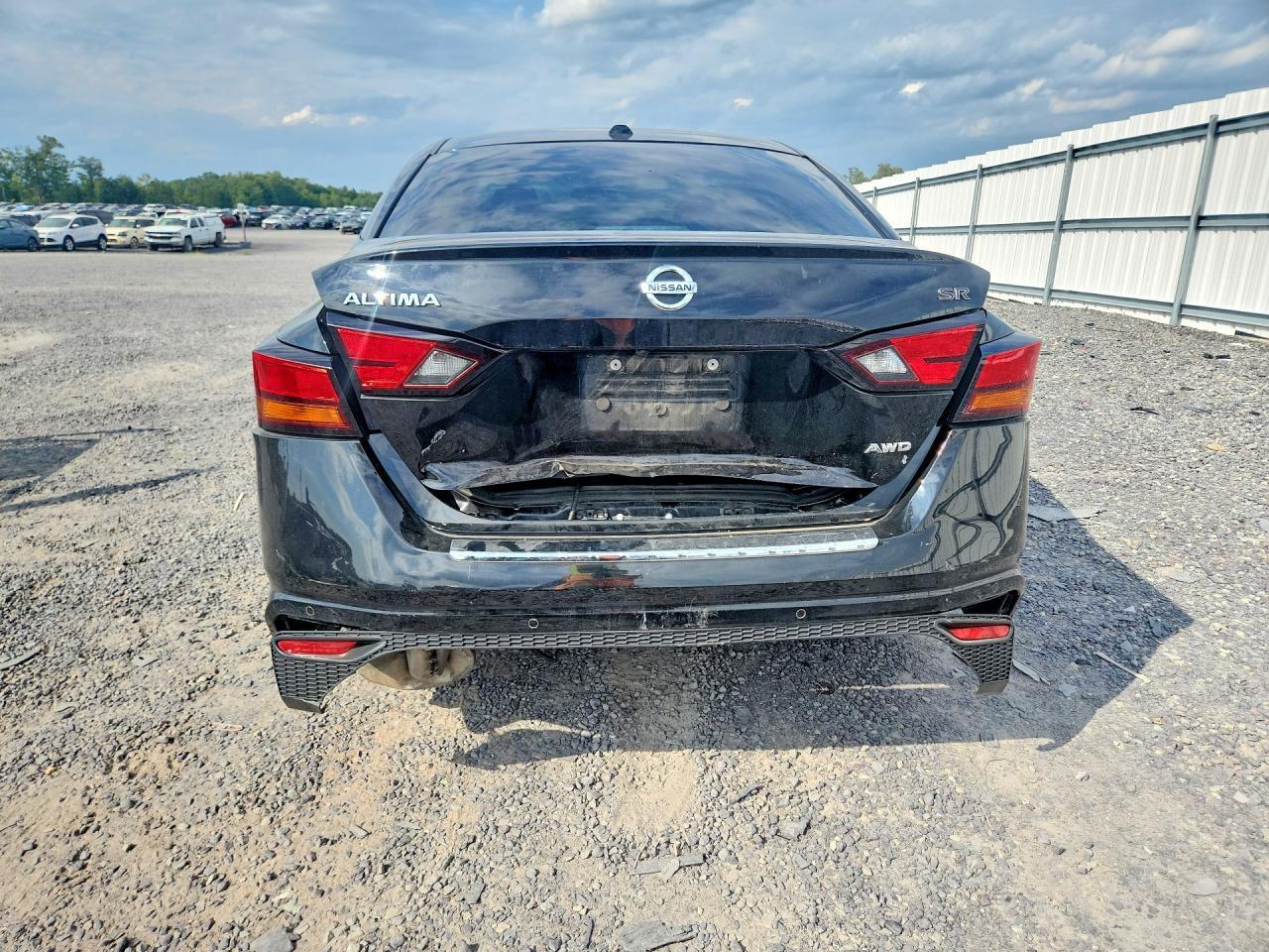 2021 Nissan Altima Sr - zdjęcie 6
