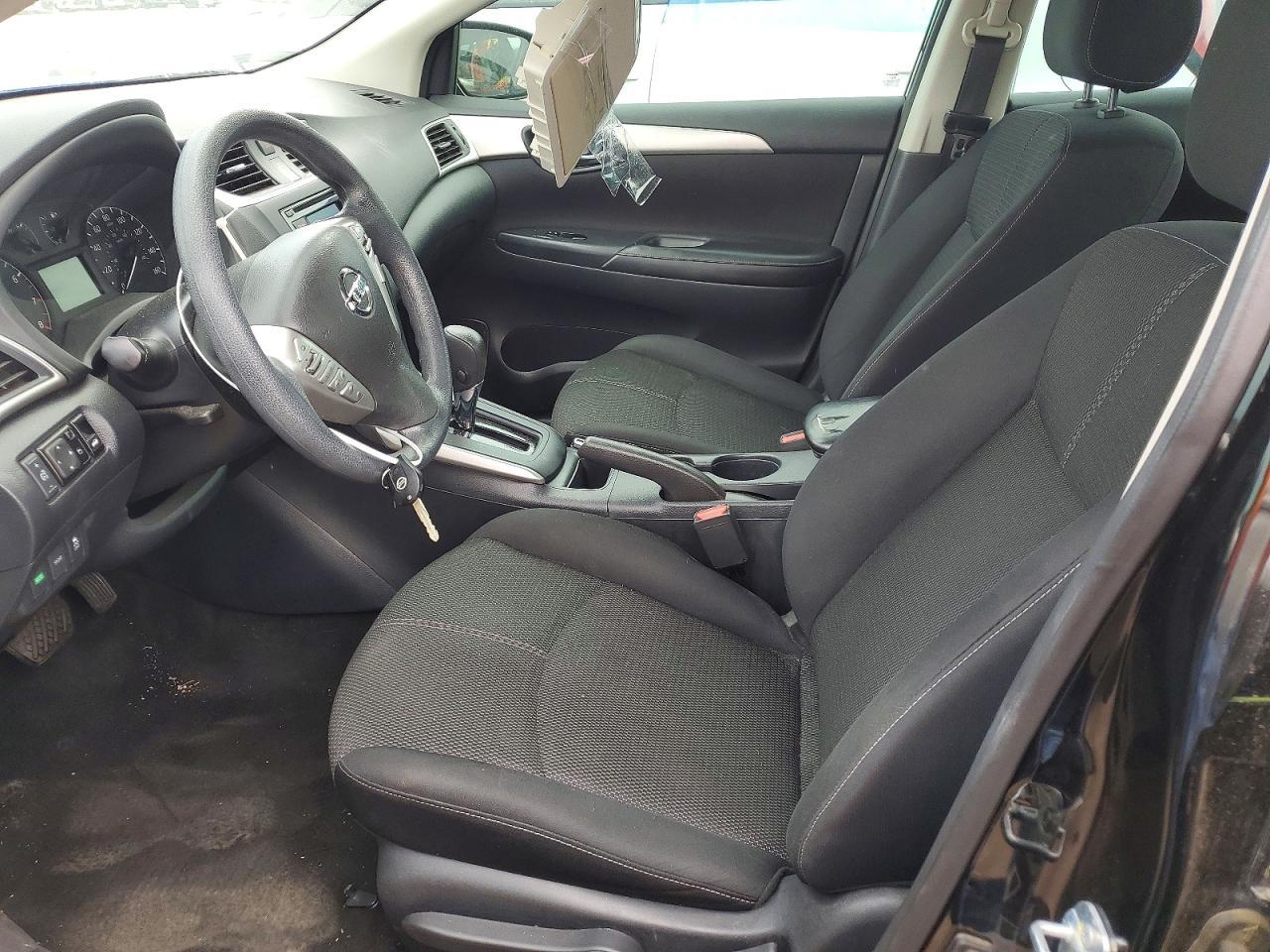 2016 Nissan Sentra S - zdjęcie 7
